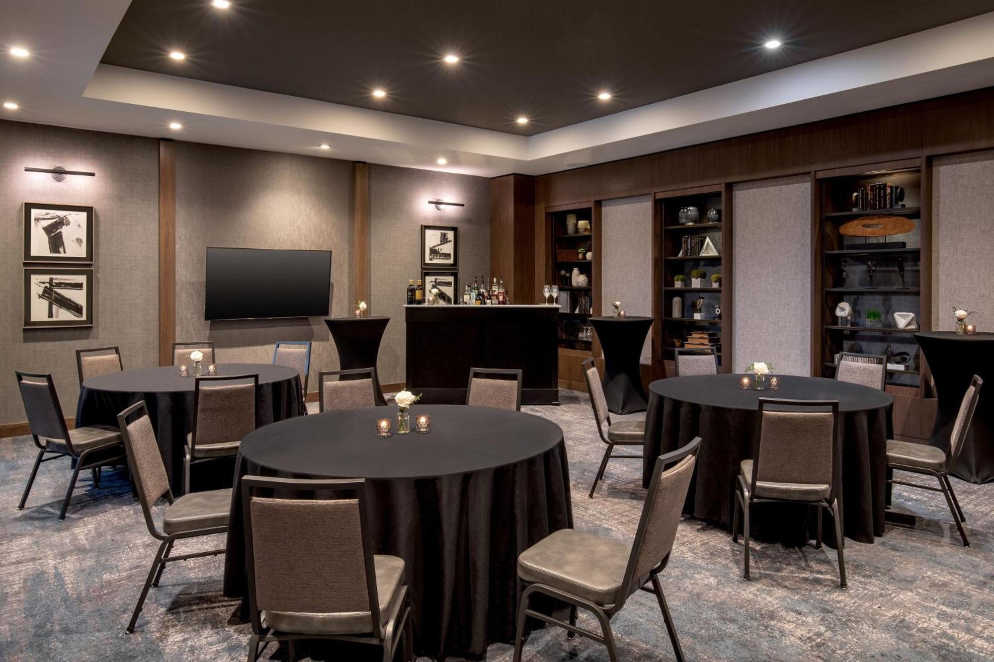 The Artisan At Tuscan Village, Salem, Nh, A Tribute Portfolio Hotel 外观 照片